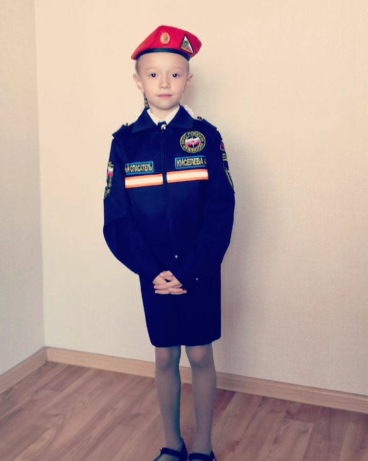 kiselevakatay63 в LOOKY — Моя первоклашка кадет ))))