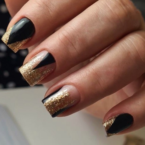 natysik_nails_mv в LOOKY. #наращиваниеногтей#коррекциягель#минеральныеводы#маникюр#топмастеров#аппаратныйманикюр#комбиманикюр#дизайнногтей. МНЕ ПОТОЛЩЕ 

Многие...