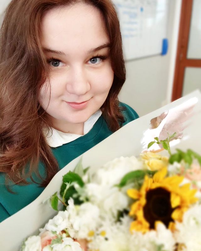 sofi_zeml в LOOKY. . 💛