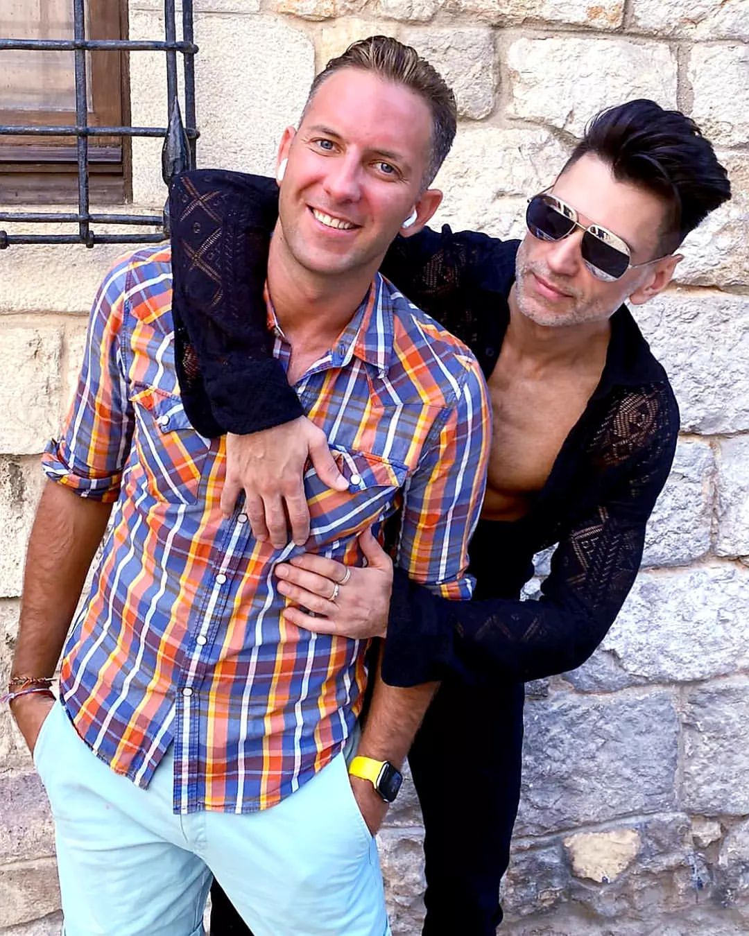 rus.bcn in LOOKY. #sitges,#paris. С тобой @anton_roull...