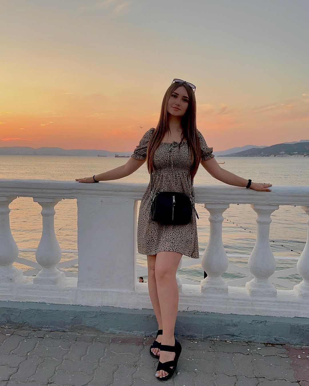 🌅