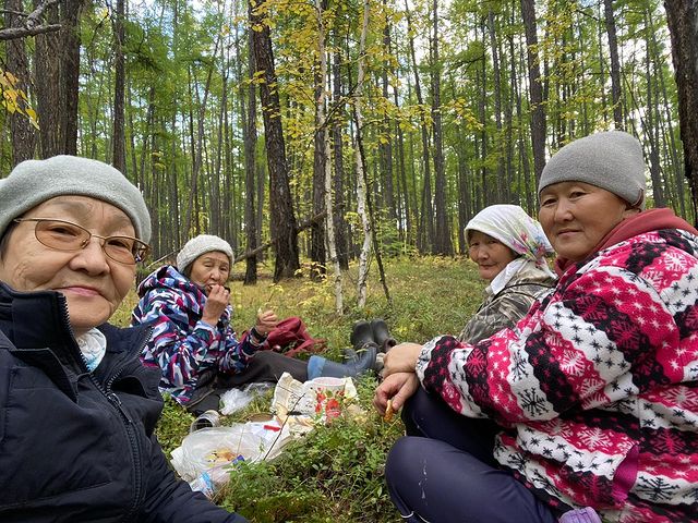 lubovkuzmina в LOOKY. . Быйылгы отон пати тү...