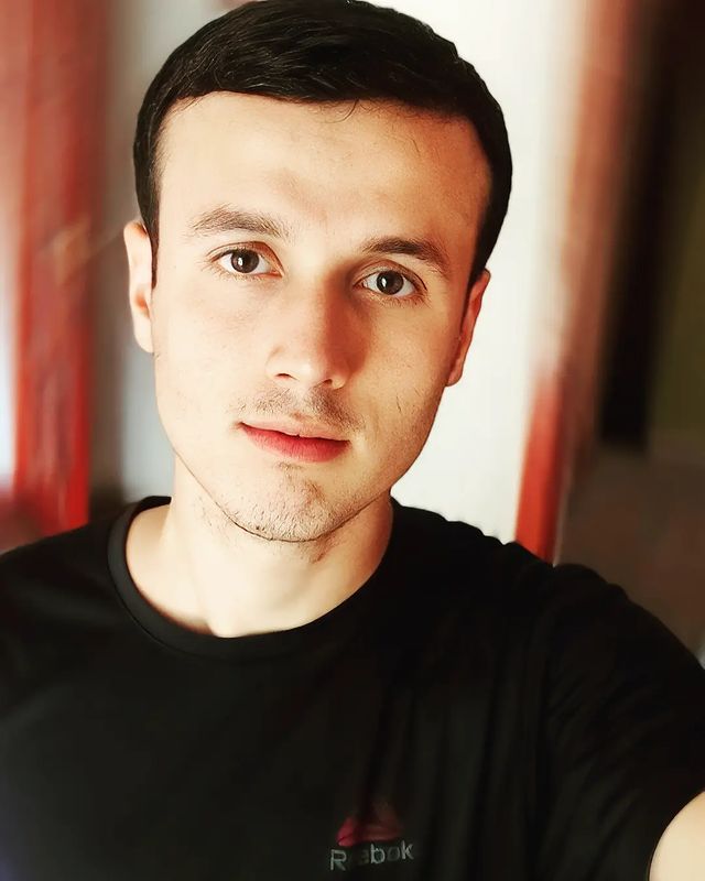 iamshodmondustov в LOOKY. . 🙃