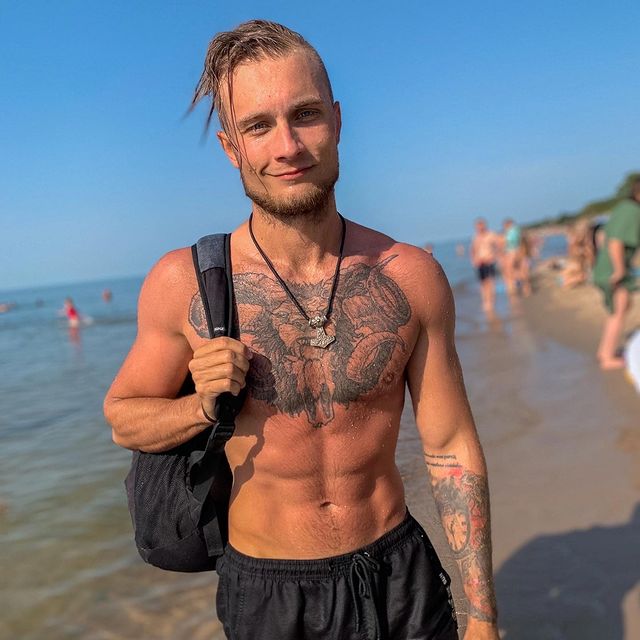 bald_head_666 в LOOKY. . Стиль или нет?