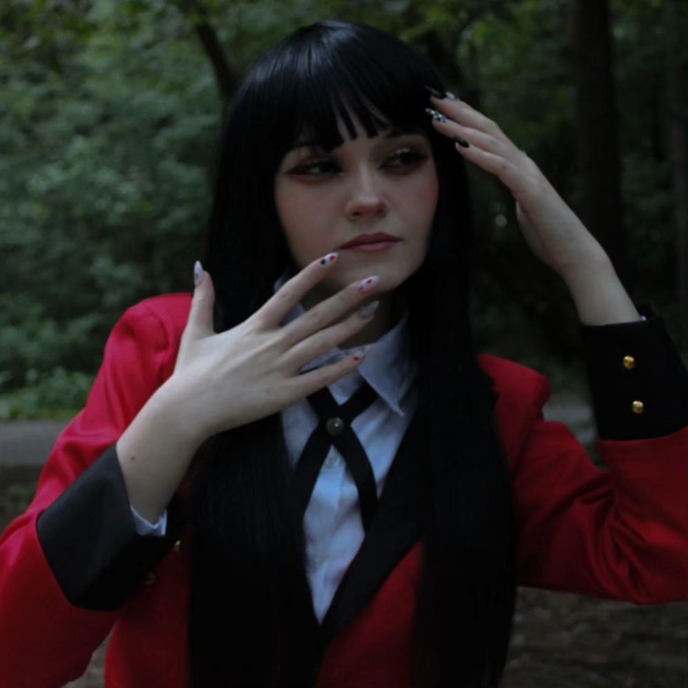 maybe_n_cosplay в LOOKY. . Юмэко Джабами

Безум...
