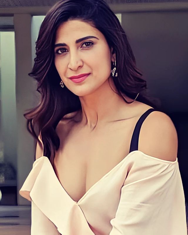 olgamehra1988 в LOOKY. #aahanakumra. @aahanakumra ❤️
moya...