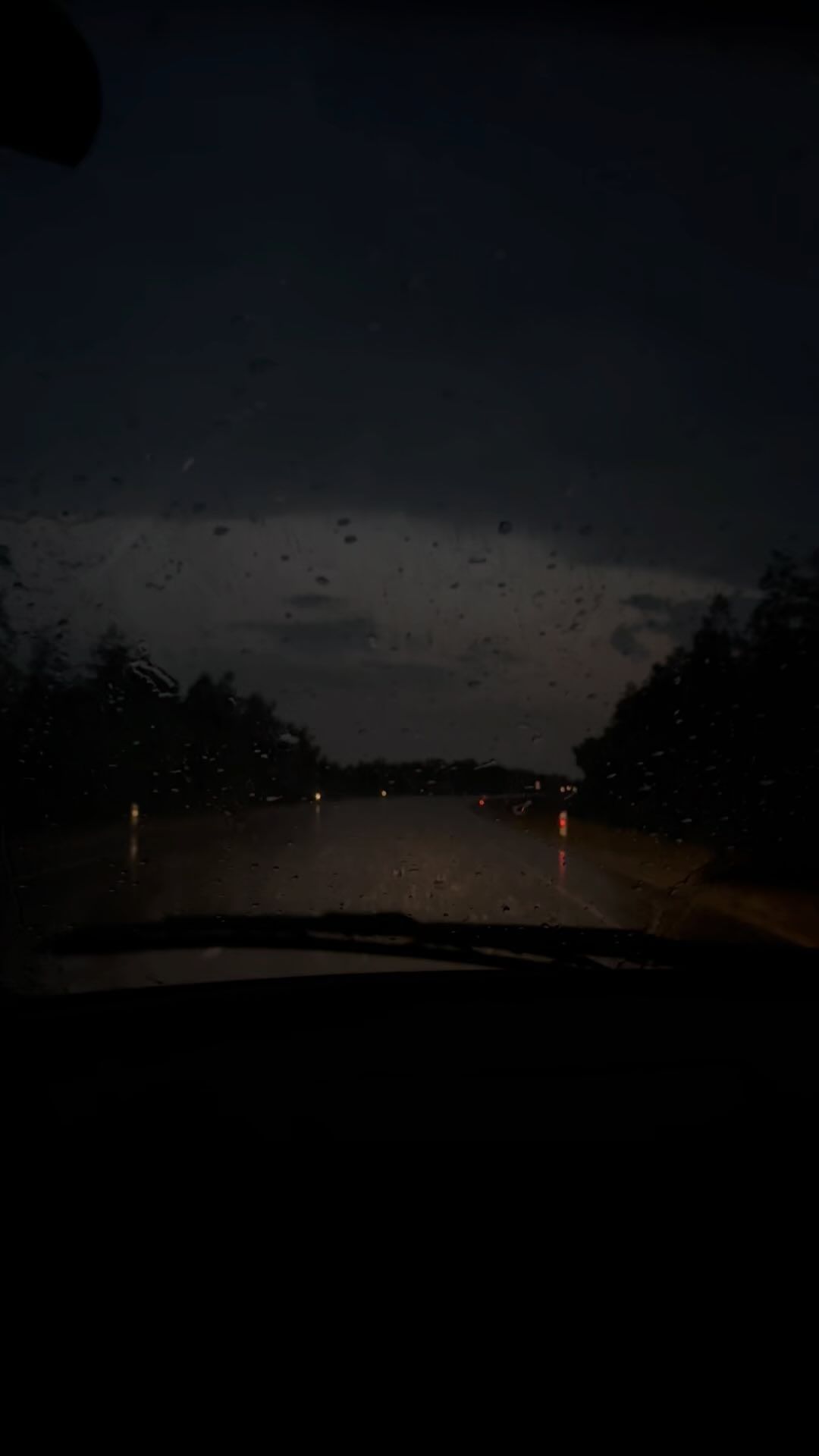 ni.kit_ в LOOKY. . 🌩️Па пау