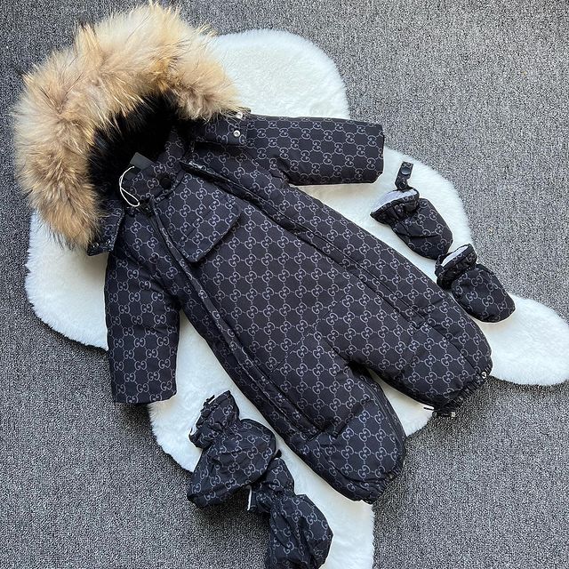 kombinezontut в LOOKY. #детскийкомбинезон#зимнийкомбинезон#комбинезонребенку#комбинезонзима#детскиекомбинезоны#комбинезондлямадыша#комбинезон#малыш#дети#детки#роддом#insta#instagram#baby#комбинезон#комбинезоны#детскиекомбинезоны. ❄️ ЗИМА❄️
🔘Комбинез...