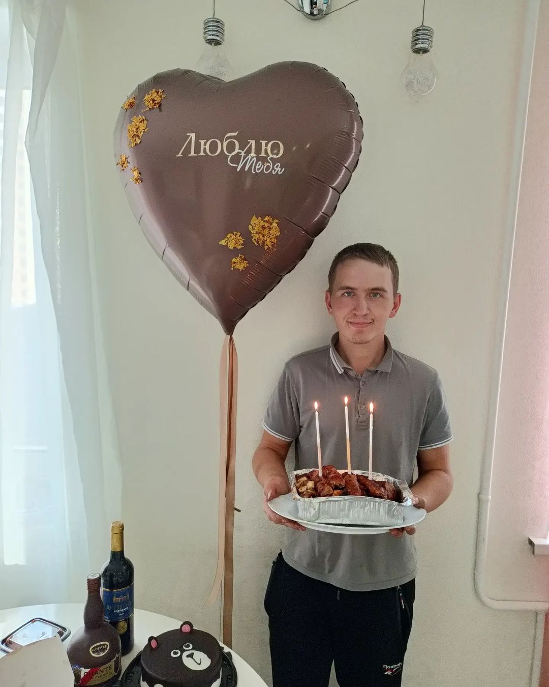 mikhail38r в LOOKY — 28 лет👴 Спасибо за праздник @sweet_marmot 🥰