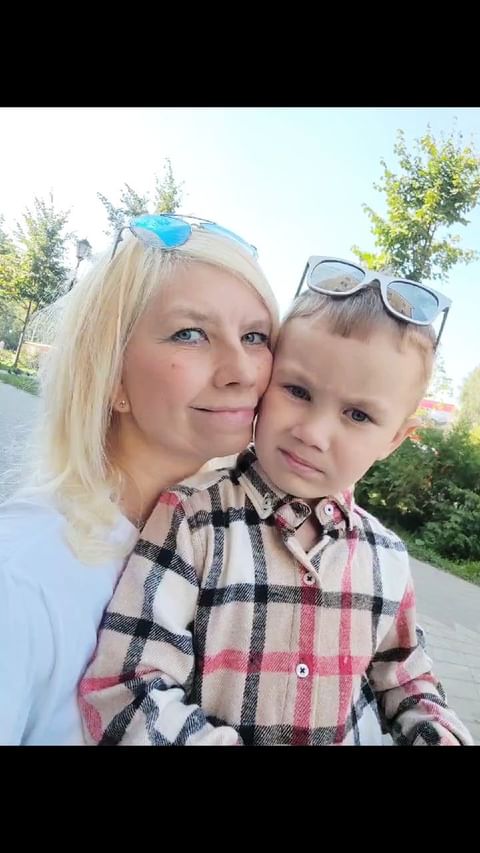vazhenkovaelena в LOOKY. . null