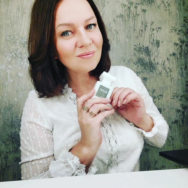 elena__0503_essens в LOOKY. . ✅Компания не продаёт...