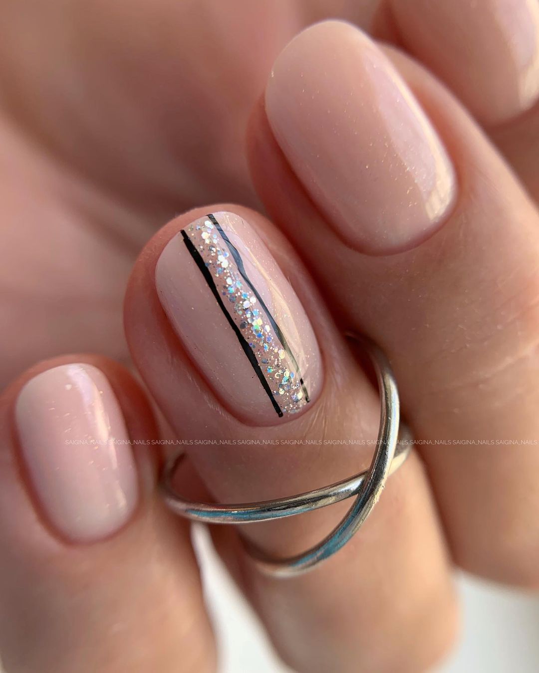 saigina_nails в LOOKY — 🤍
.
.
.
#ногтидизайн #ногти #идеальныйманикюр #идеиманикюра