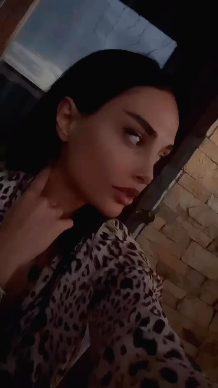 kossmosssanna in LOOKY. . Какие мысли ?!🐈‍⬛