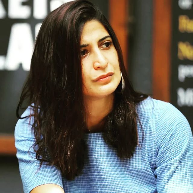 olgamehra1988 в LOOKY. . @aahanakumra ❤️
http...