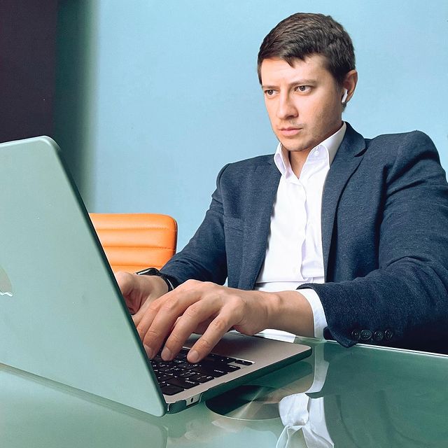 pavelbronx в LOOKY. . Музыка сама наложила...