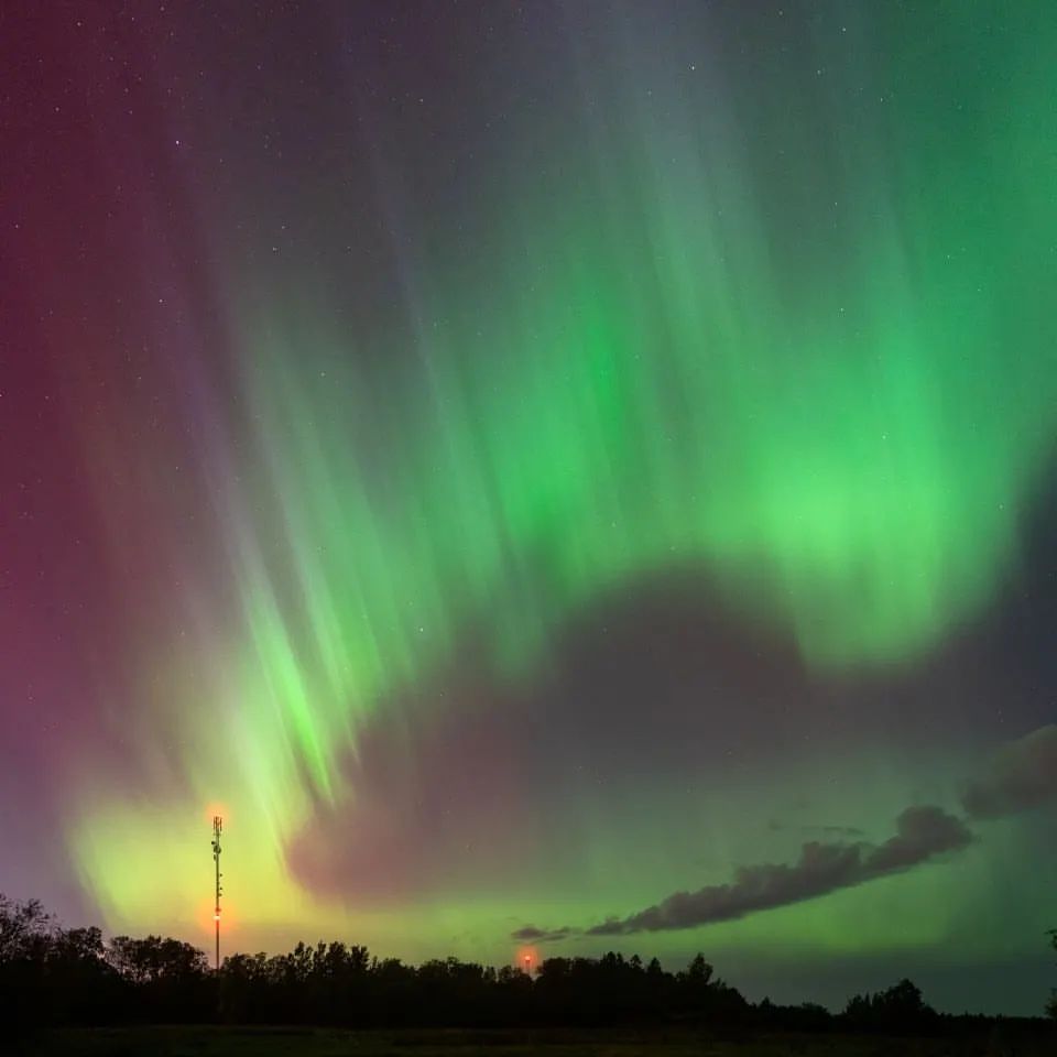 For the third time in a month I have observed the northern lights in our latitudes.
#earth #aurora #art #photo #photography #beautiful #nature #naturephotography #space #sun #instagram #instagood #instalike #like #liketime #folow4folow #folow4folow