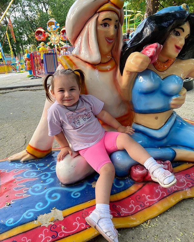 oksanochkabagaeva в LOOKY. . Моя принцесса 👸💖