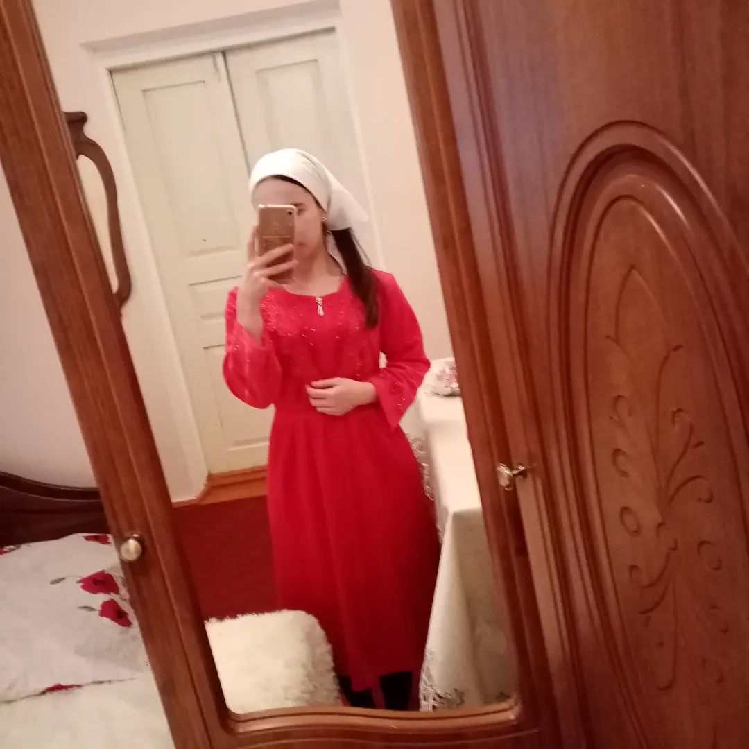 mollycortes_24 в LOOKY. . Всё начинается со вз...