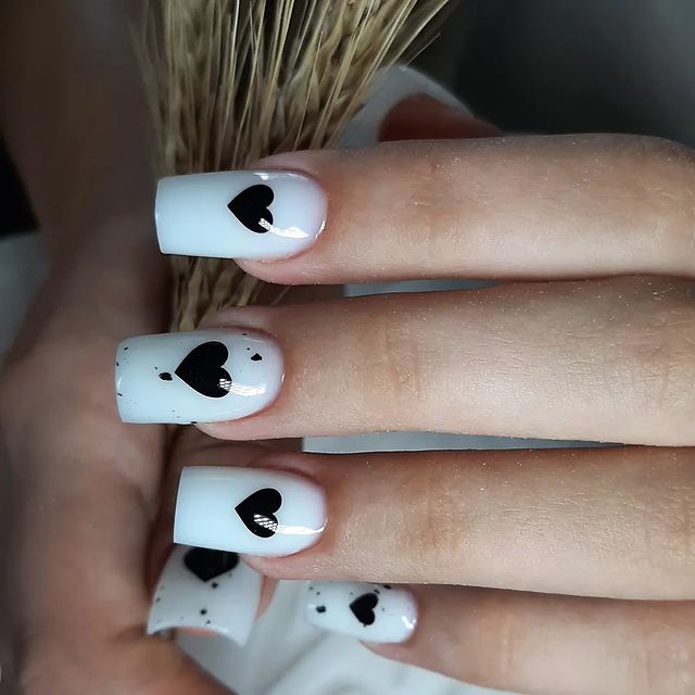 anastasiya.borisowa_nail в LOOKY. #маникюркаменьнаоби,#маникюркно,#маникюр,#ногти,#ногтикно,#каменьнаоби,#nails,#nailmaster. 🖤

Запись 891337746...