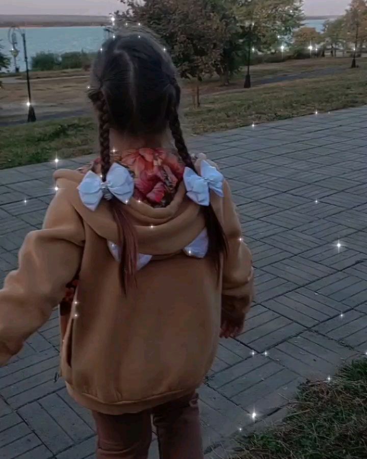 elena__0503_essens в LOOKY. . Люблю с дочкой гулят...