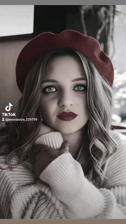 nastya_220799 в LOOKY. . null