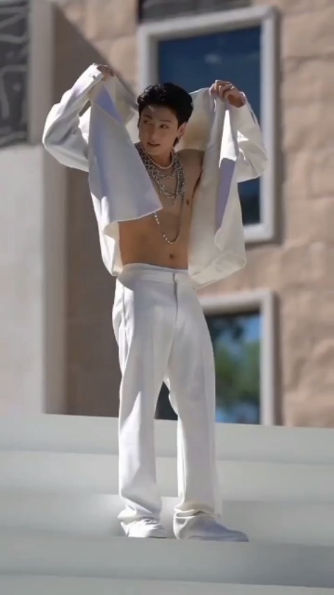 jimin_euphoria_ в LOOKY. #방탄소년단,#bts,#btsarmy,#bighitmusic,#jungkook,#jungkooklife,#jungkookworld,#jeonjungkook,#abcdefghi__lmnopqrstuvwxyz,#jk,#jkbts,#jungkook3d,#jungkookiloveyou,#jungkookeuphoria,#jungkookie,#jungkook97,#jungkooklove,#happychuseok,#chuseok,#happychuseokday,#jungkooksexy,#kookie,#btsworld. Happy Chuseok 😋😍🔥...