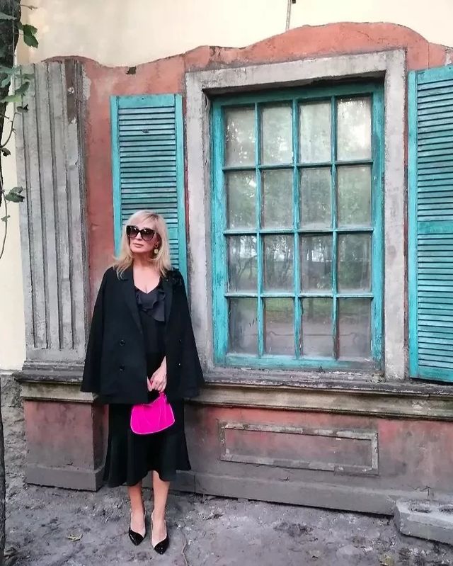 markina5tanya в LOOKY. #нашаосень#традициисоздаютлюди#впитережить#театралы#когдапростохорошо#литейный#театрумоста#осенькашемирчайсмятой. #нашаосень#традициис...