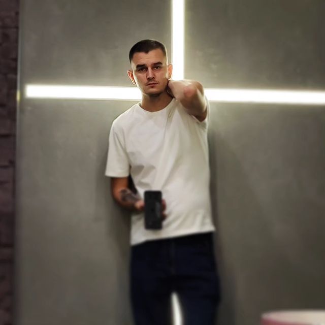 papa.olegaleks в LOOKY. . Щас я дома уже)