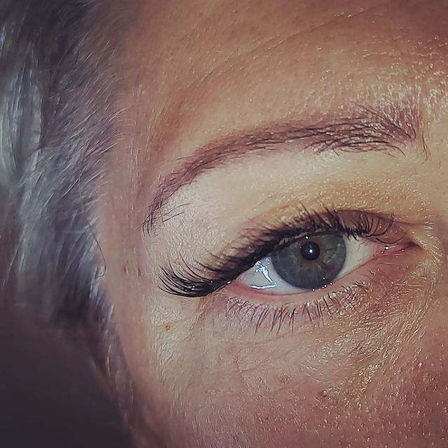 laza_lash_brow в LOOKY. #наращиваниересницлазаревское,#лазаревскоенаращиваниересниц,#ресницылазаревское,#наращиваниелазаревское,#лазаревскоеесничкилазаревское,#оформлениебровейлазаревское,#бровистазалазаревское,#бровилазаревское,#лазаревскоеброви,#лазаревскоеоформлениебровей. Классика в изгибе C❤...