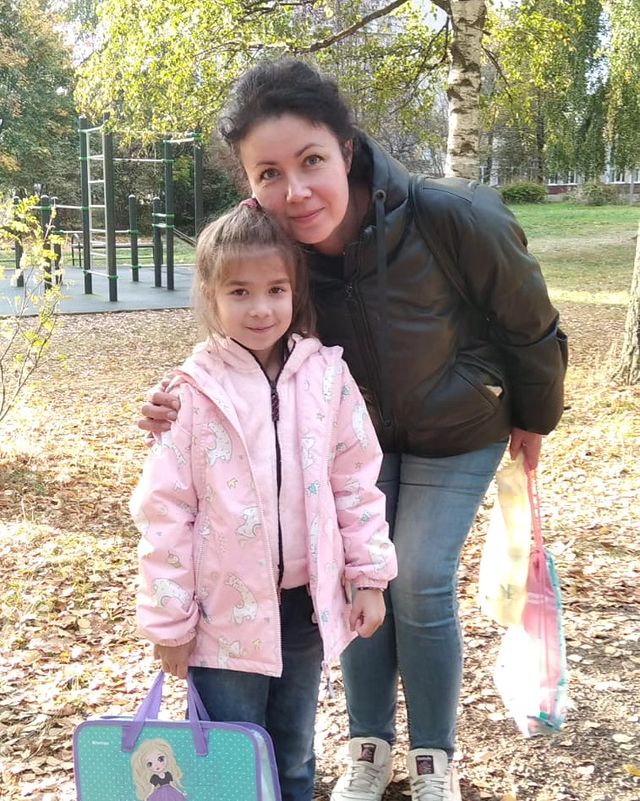 lesya_sss_fox в LOOKY. #школа,#детство,#дочка,#мамадочки,#мамадомодедово,#заборье. Привет, привет. 
С з...