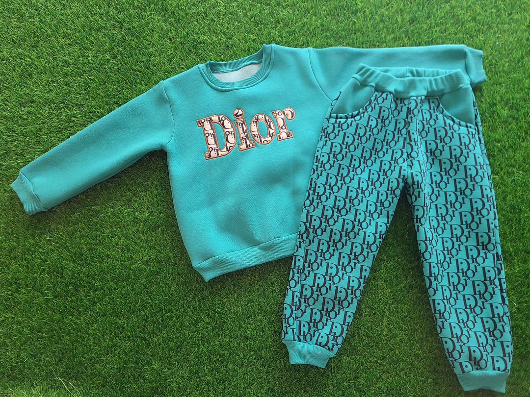 javlon_polvonnazarov в LOOKY — 👼IMONA KIDS

🇺🇿 MADE IN UZBEKISTAN

RAZMER : 1/2/3/4/5/6
