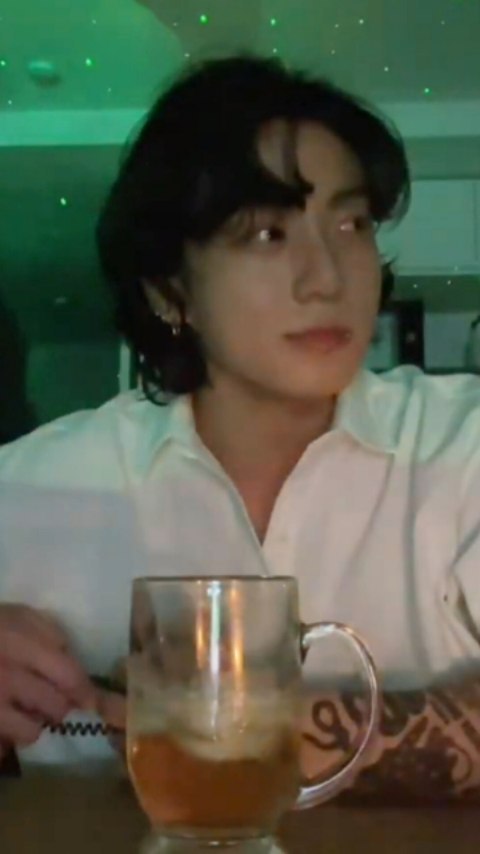 jimin_euphoria_ в LOOKY. #방탄소년단,#bts,#btsarmy,#bighitmusic,#jungkook,#jk,#jkbts,#jeonjungkook,#jungkooklife,#jungkookworld,#jungkookjeon,#jungkookiloveyou,#jungkookeuphoria,#jungkookie,#jungkook97,#jungkooklove,#jungkooksexy,#btsworld. And you're far, far ...
