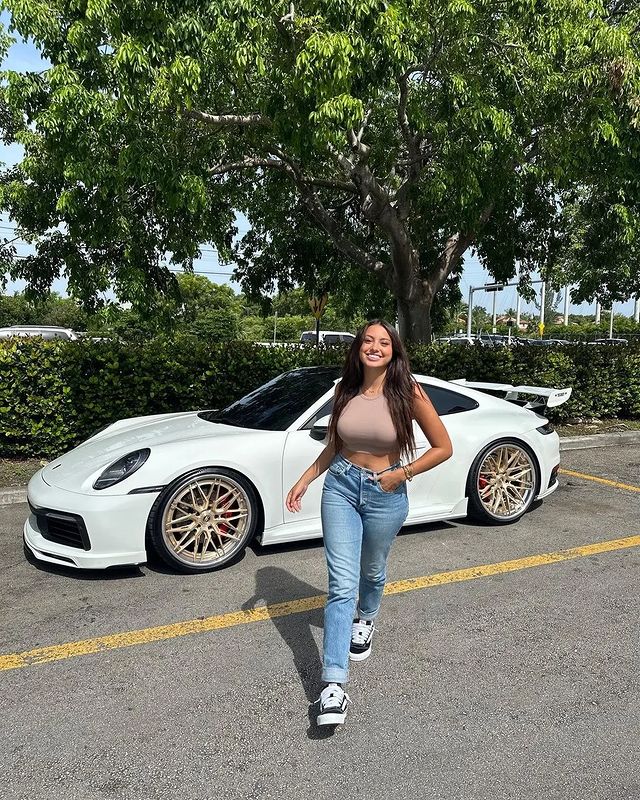 lisapatrick363 в LOOKY. #cars,#porsche,#911carrera,#explorepage. had to show my 992 C...