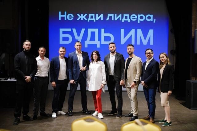 gayduk_maxim в LOOKY. . Всем привет! 

Я хоч...
