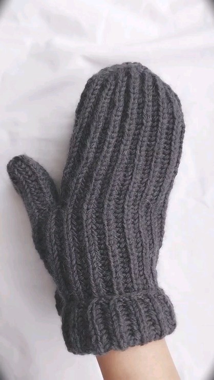 muffi_knitting в LOOKY. #варежкиворонеж,#вязаниеназаказворонеж,#воронеж. Ручная работа❤️

#ва...