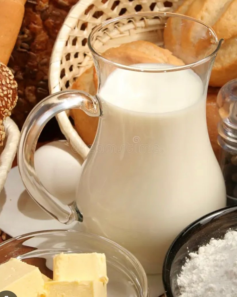 В продаже только свежее молоко от зааненских коз. Сливочное, вкусное!