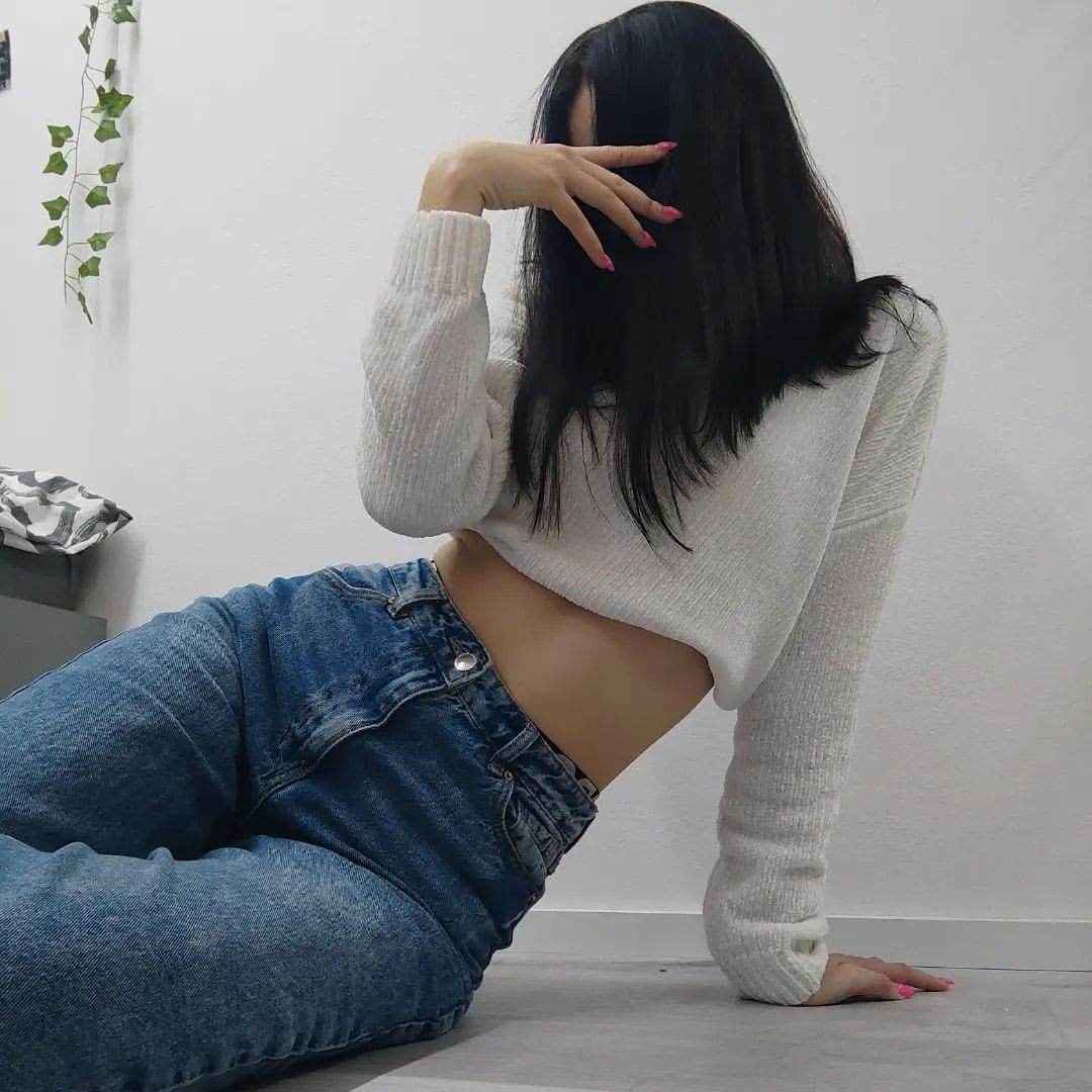 <3