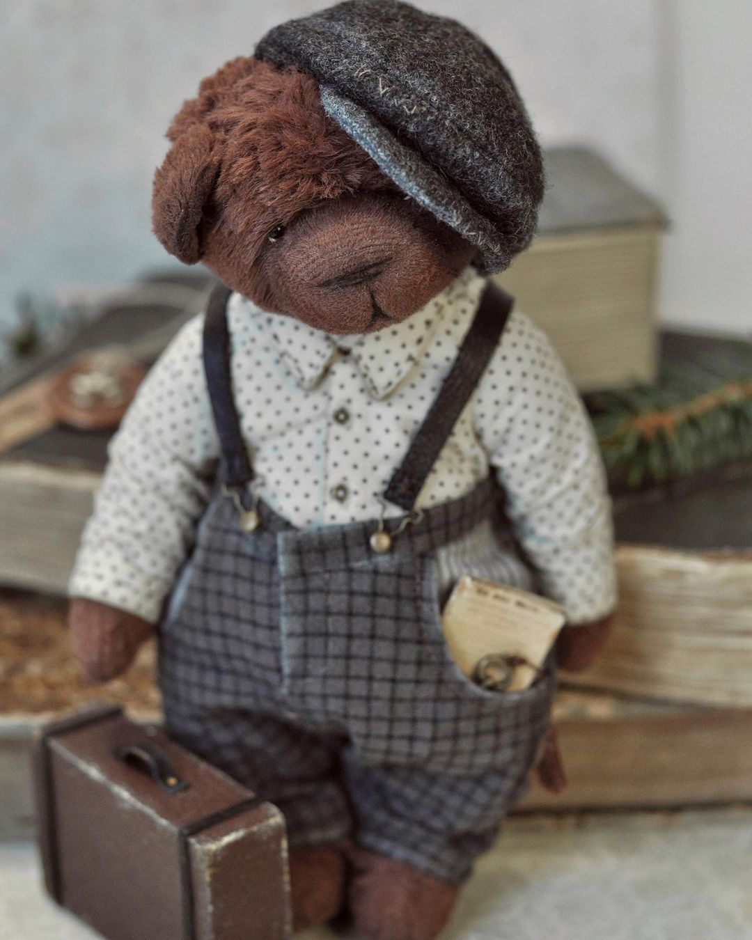 smirnova.teddy в LOOKY — - Слышишь? 
- Ты пиши мне, если сможешь.

- Ладно.

#teddyar