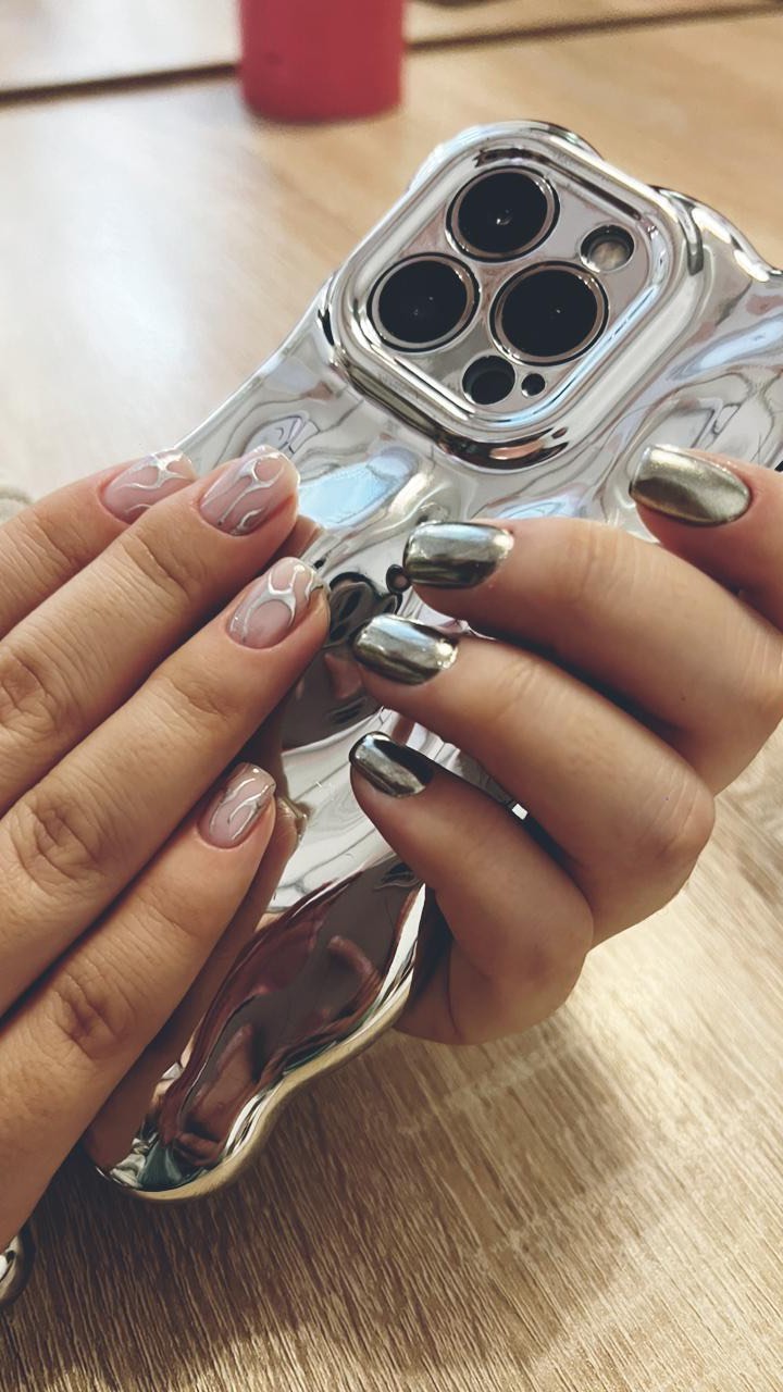 si_nails_ykt in LOOKY. #маникюр,#маникюрякутск,#гельлак,#якутск,#аппаратныйманикюр,#педикюр,#педикюрякутск,#шеллак,#наращиваниеногтей,#si_nails_ykt. Выбираем маникюр всл...