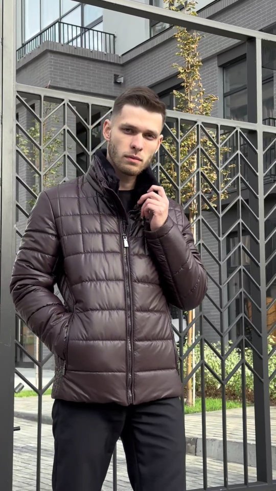 pavel_gorg в LOOKY. #мужскойстиль,#мужскаямода,#модельноеагентство,#мужскиекуртки,#мужскаямода,#верхняяодежда. Съёмки для @ludivche...