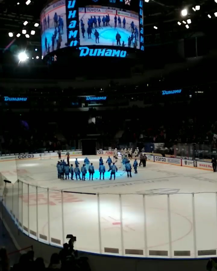HockeyDM в LOOKY. #DinamoMinskHC,#AdmiralVladivostok,#KHL,#HockeyFans. 17-10-2021 #DinamoMi...