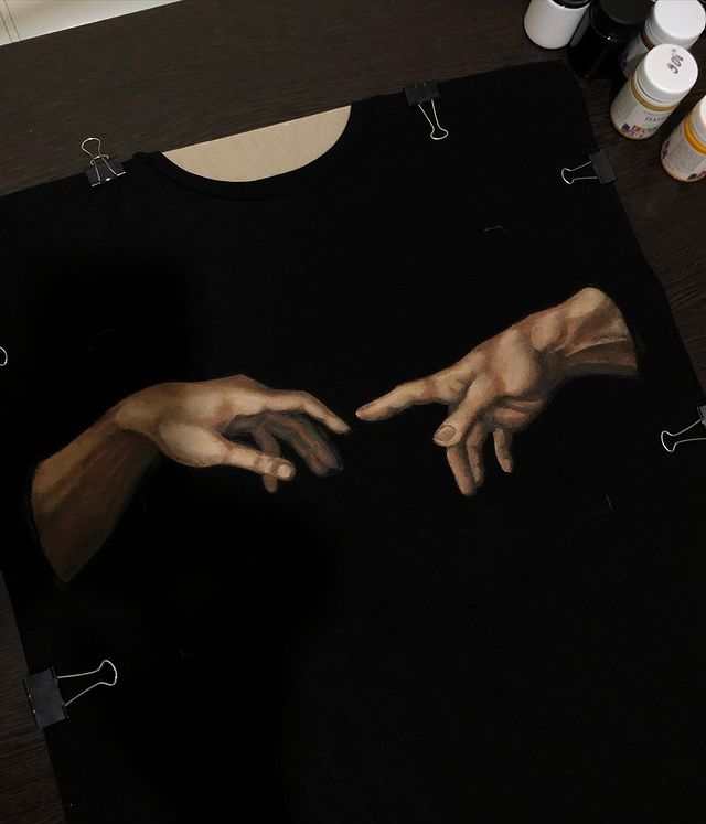 b.lena_art в LOOKY. . Роспись на черной фу...