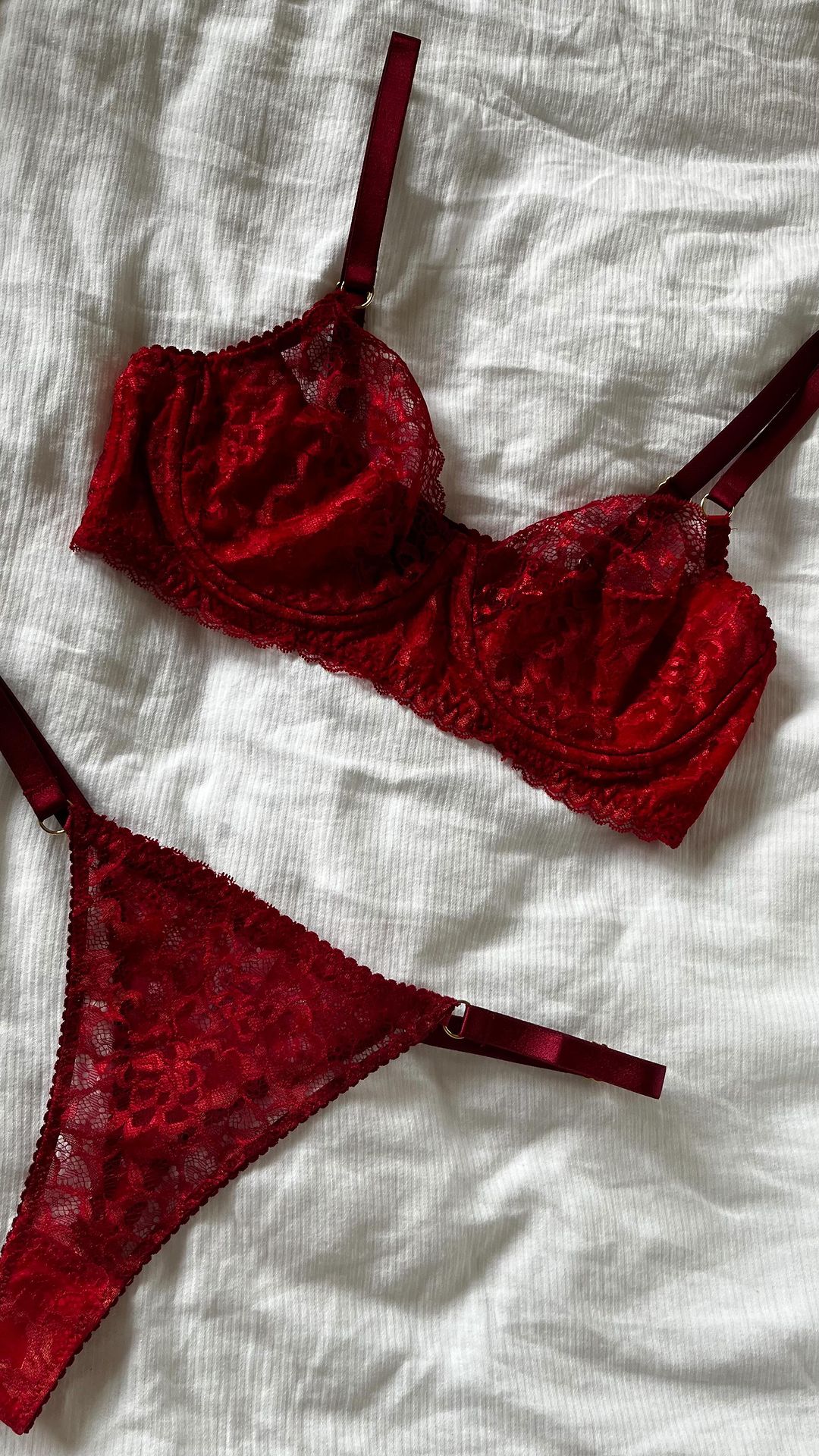 lingerie.ti в LOOKY. . Я беру на пошив небо...