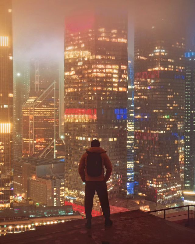 anton_frost_ в LOOKY. #frost__roof. Moscow lights
-
Phot...