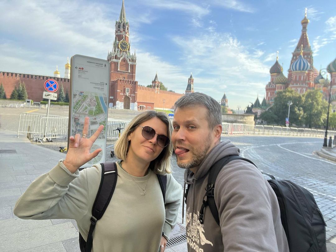 Неделю не виделись) долгожданная встреча в самом сердце России- так романтично😅