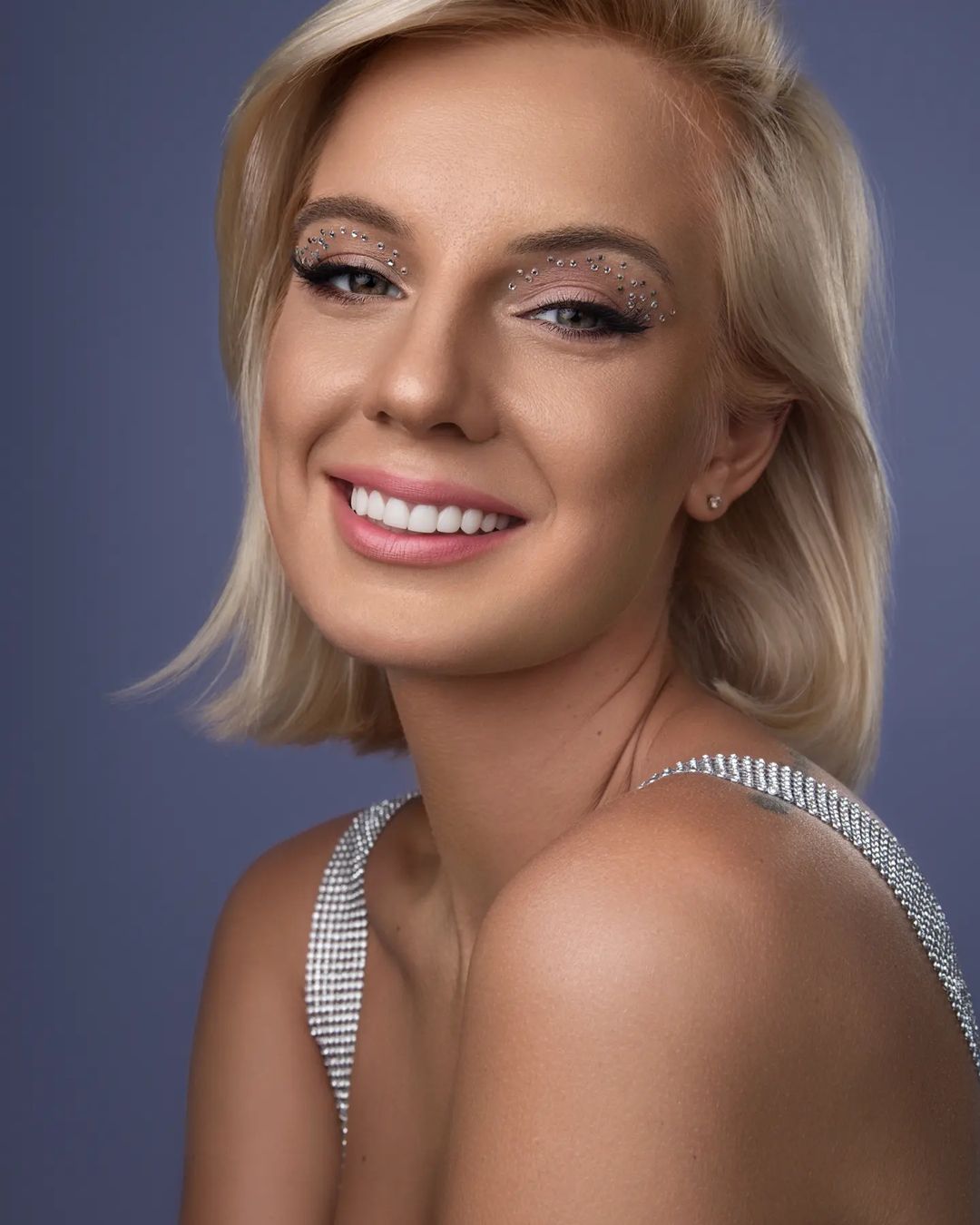 Глубокая Beauty ретушь.
Свайп 👉 До

Photographer: @annpeskisheva
Retoucher: @lakonst_retouch 

Остались вопросы, хочешь такую же ретушь? Пиши ✍️ в директ.

#retoucherwork
#beautyretoucher
#fashionretoucher 
#retouchingphoto
#бьютиретушь
#beautyretouchers
#beautyphotography 
#beautyphotographer
#beautyretouch