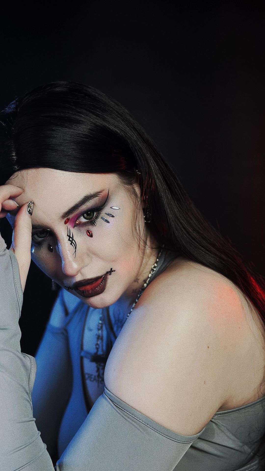 liizz.zzel в LOOKY. #fightclub,#makeup,#makeuptutorial,#makeupartist,#moscow,#москва,#бойцовскийклуб,#золотаялуковица,#макияж. Из клуба любителей п...