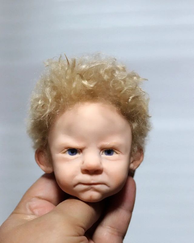 olga_kizhaeva в LOOKY. #выставка,#СалонкуколПитер,#авторскаякукла,#серьезныйпацан,#artdolls,#процесс. Серьёзный пацан буде...