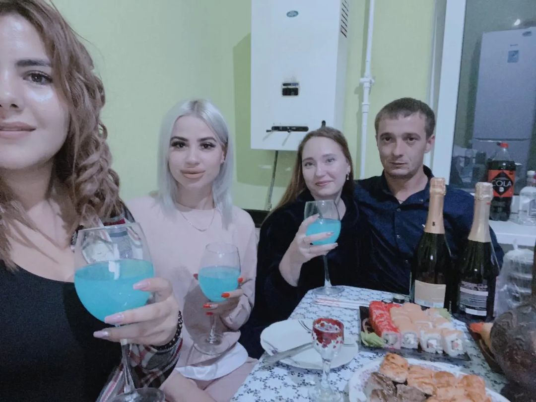 🖤Каждому человеку свойственно ошибаться, но никому, кроме глупца, не свойственно упорствовать в ошибке.