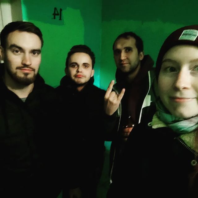 rustixlp в LOOKY. . Люди в чёрном 😂 ну ...